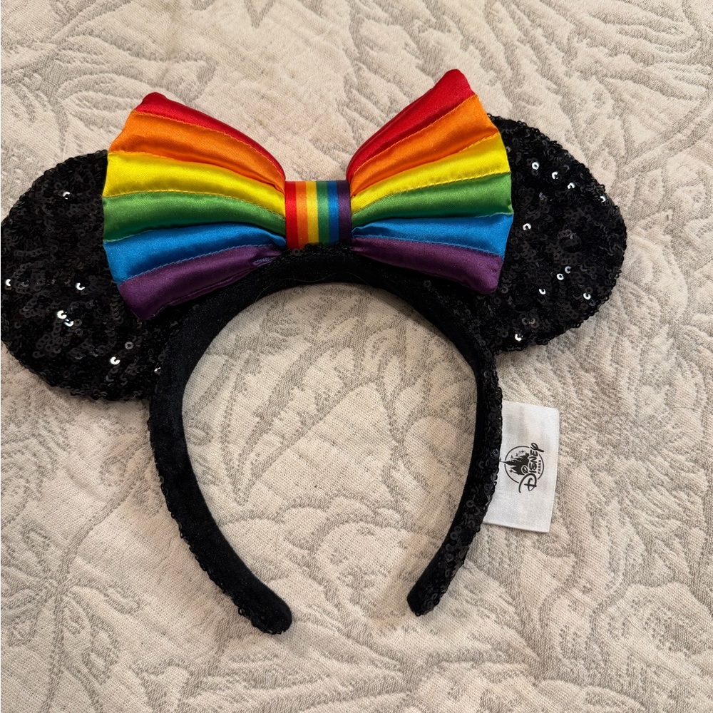 Disney Black Sequin  rainbow pride Ears Headband Disney parks Bow 🎀